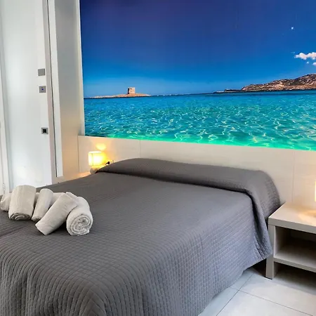On The Promenade Of Stintino, With Air Conditioning And Private Bathroom * Stintino