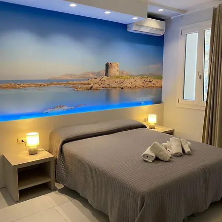Hotel On The Promenade Of Stintino, With Air Conditioning And Private Bathroom Stintino
